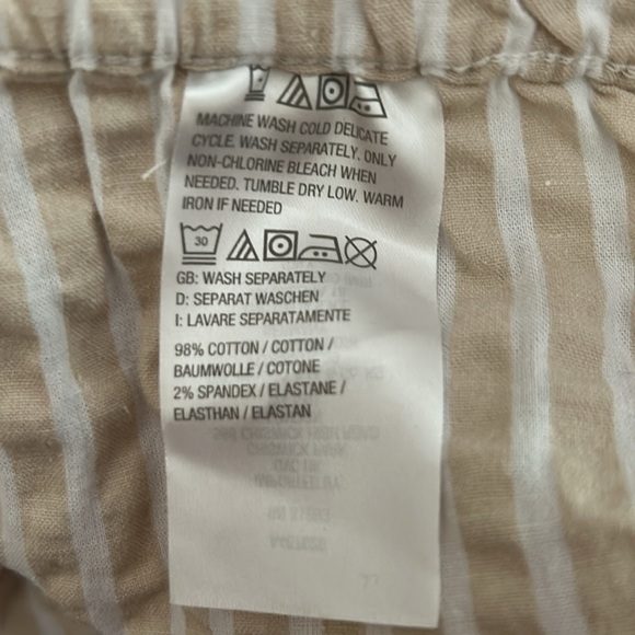 Seersucker straight leg pants. - Picture 3 of 5